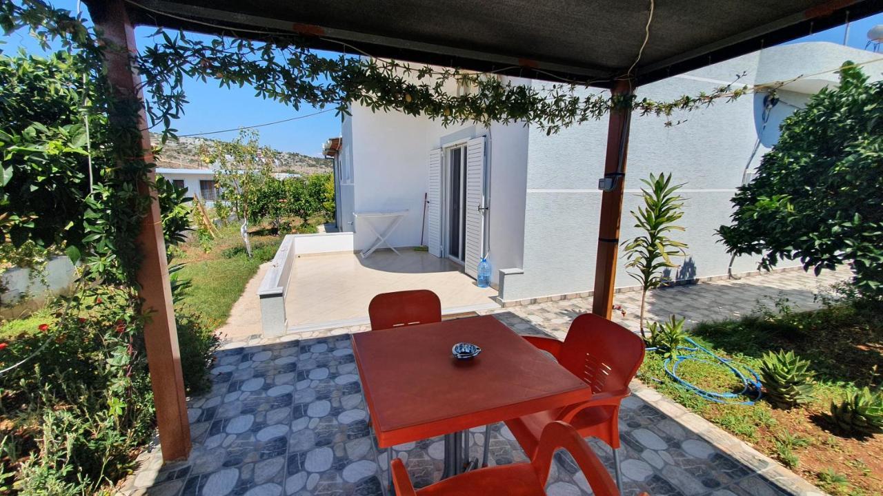 Villa Denis Ksamil Exterior photo